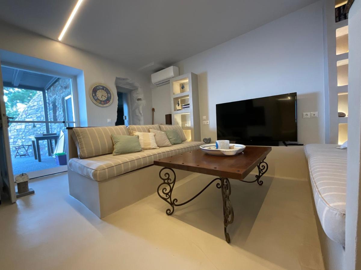 Keasouth Private Seaside & Secluded Beach Villa