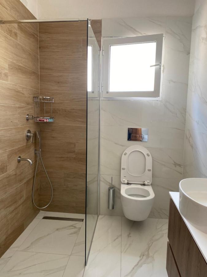 Apartment Moshouse ! 2 Bedrooms Apartment!! Nea Peramos (Macedonia)