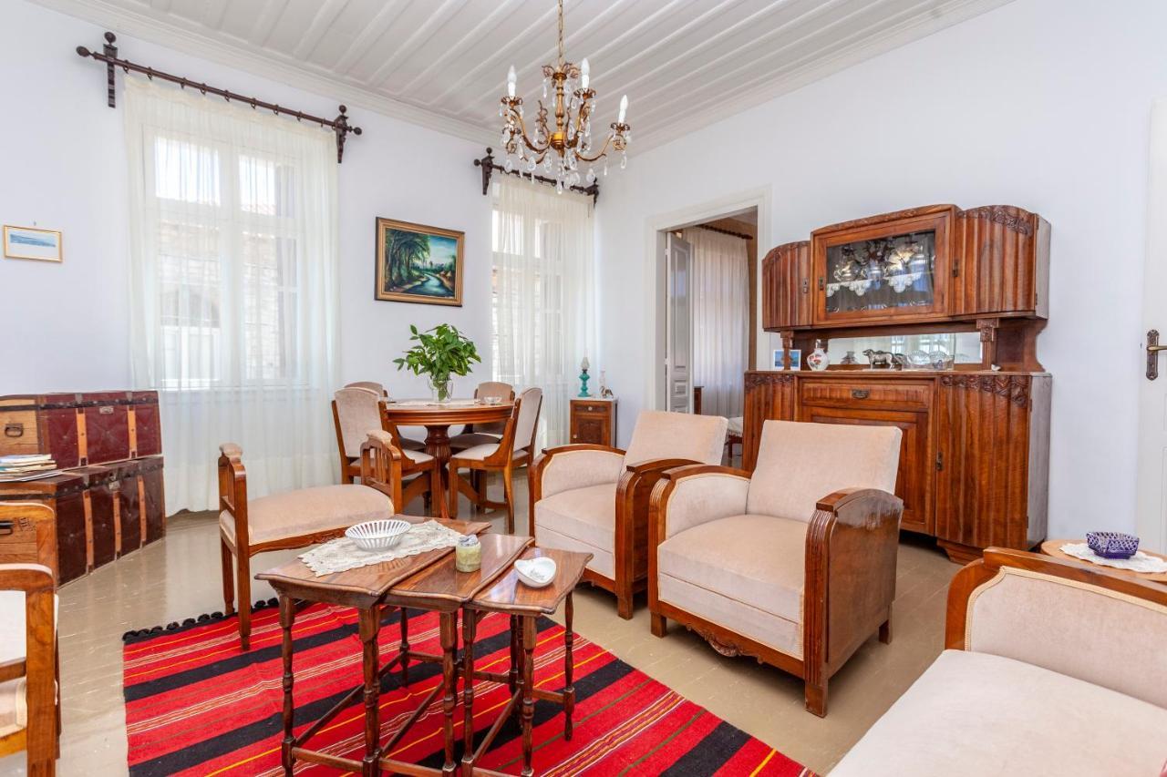 Sotiria Apartment *