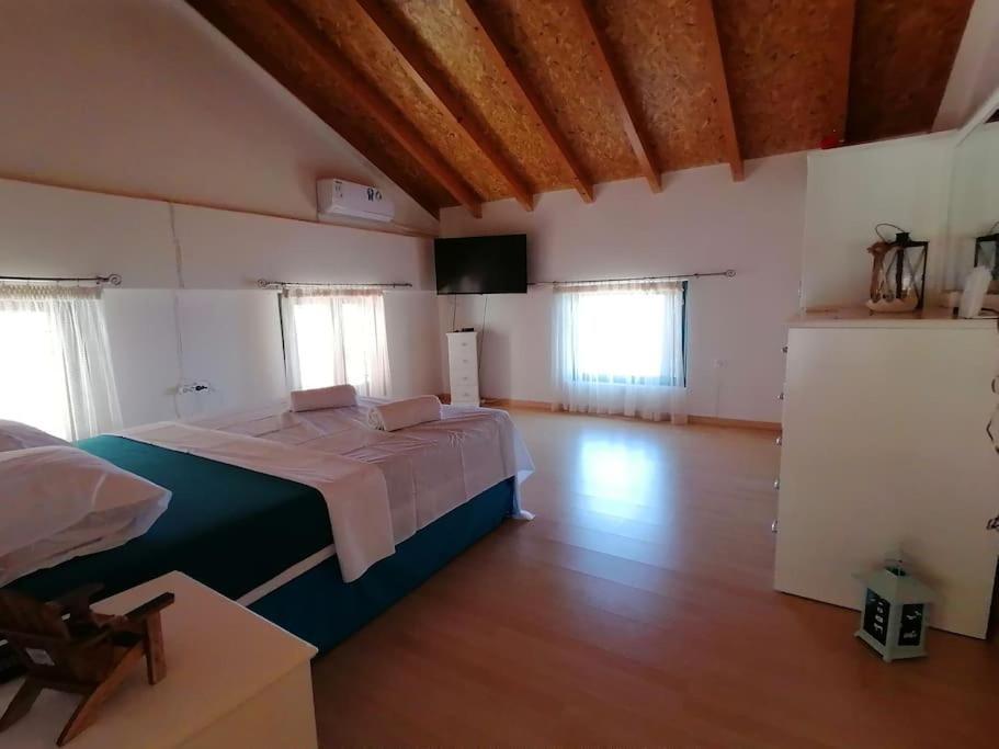 Villa Ioli At The Sea Breathtaking View & Sunset