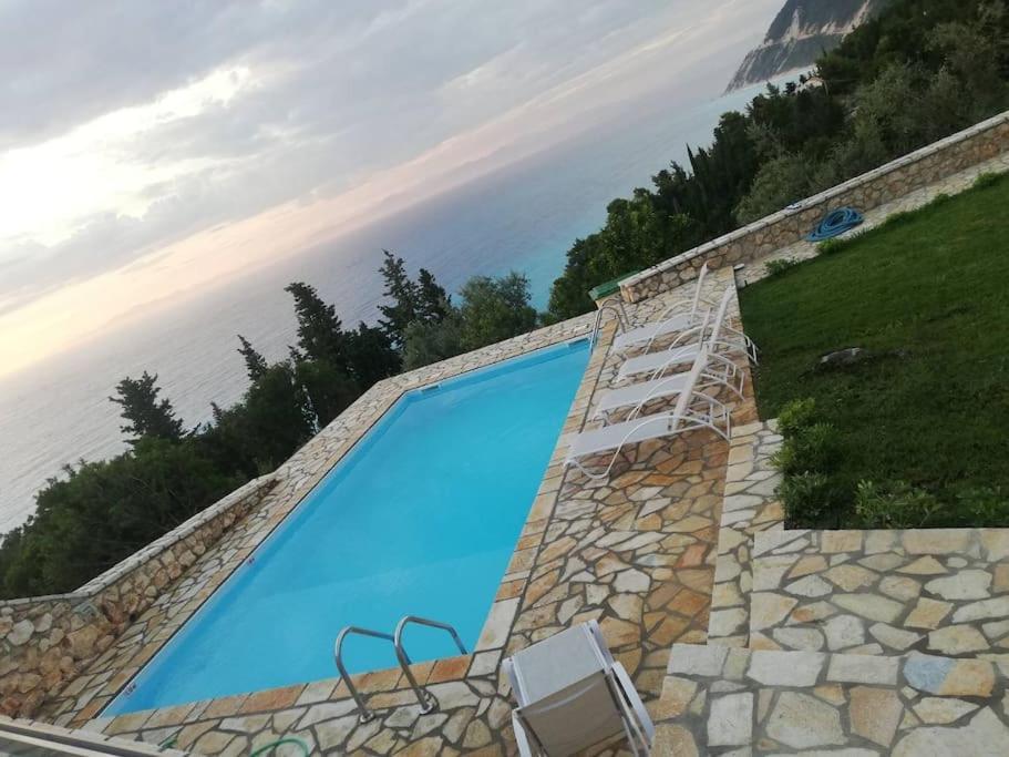 Villa Ioli At The Sea Breathtaking View & Sunset Agios Nikitas