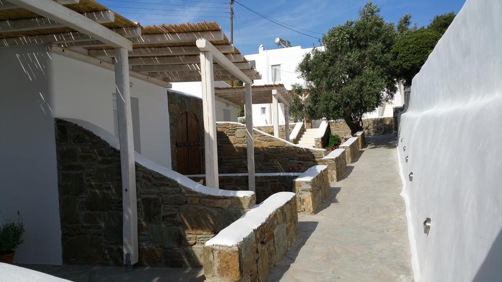 Varnali Small Boutique Mykonos Town