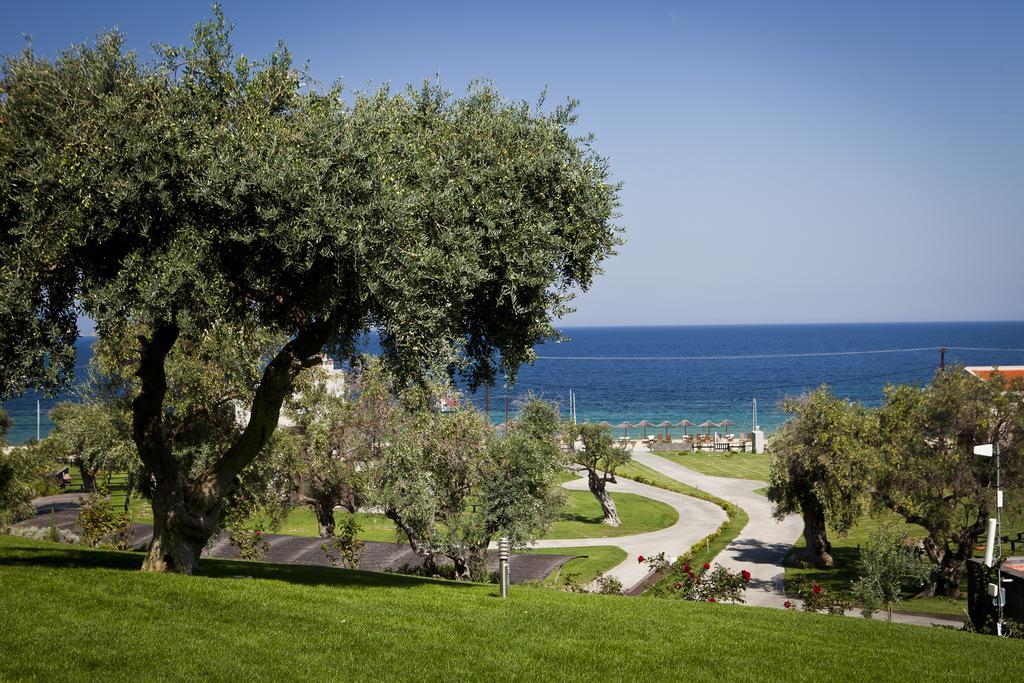Athos - Luxury Seaside Komitsa
