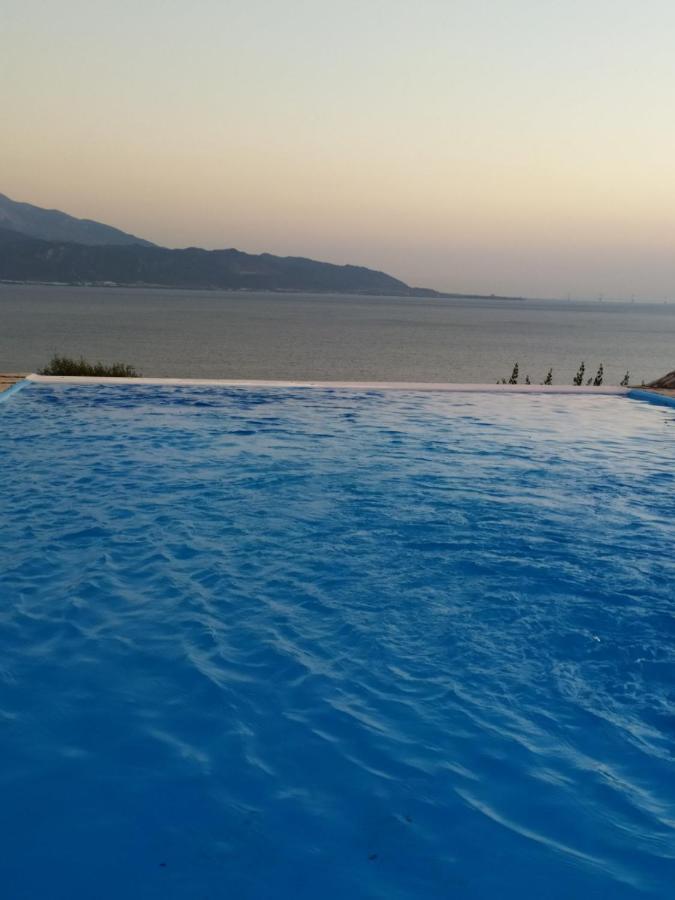 Princess Of Blue Eagles Retreat Villa Skaloma