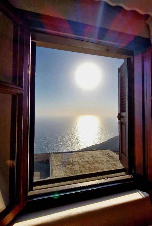 Kyano Seaview Apartment Olympos (Karpathos)