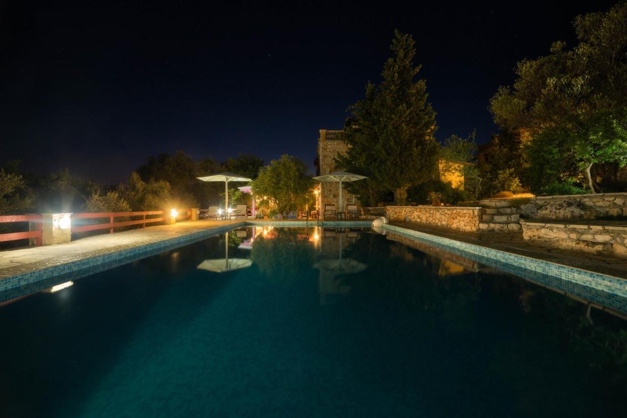 Revera Traditional Stone Villas, & *
