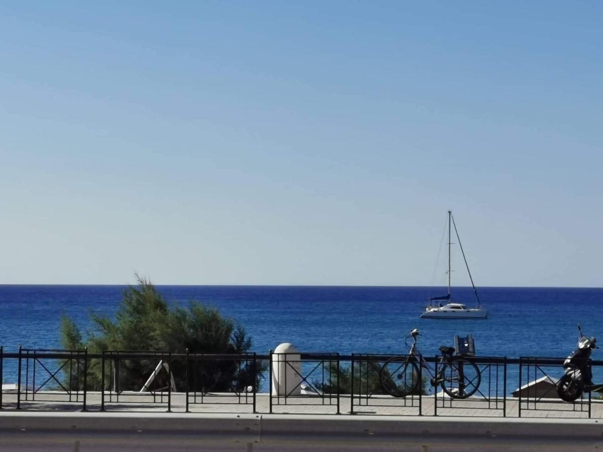 Blue View Zefiros Apartment *