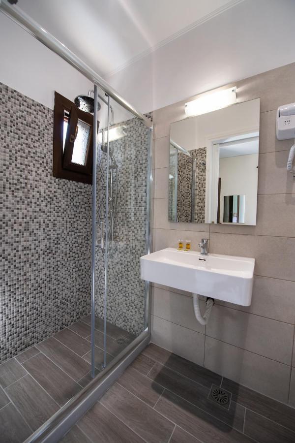Aparthotel Mavra