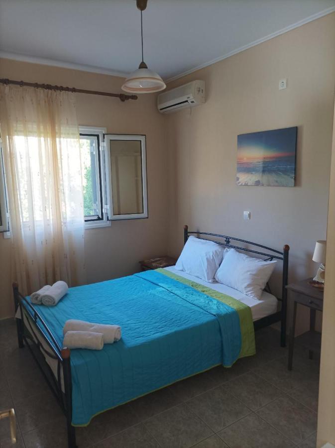 Karavaki * Agia Anna (Evia)