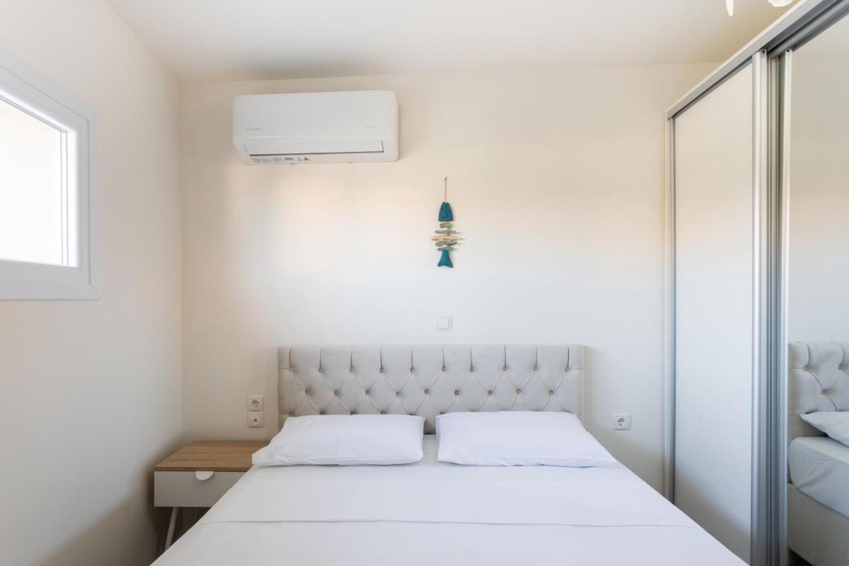 Holiday home Lucia Beachfront *