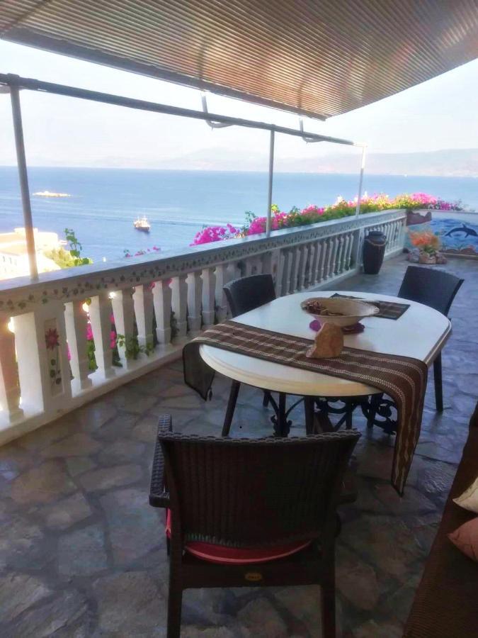 Panoramic Views In Hydra, Greece Holiday home