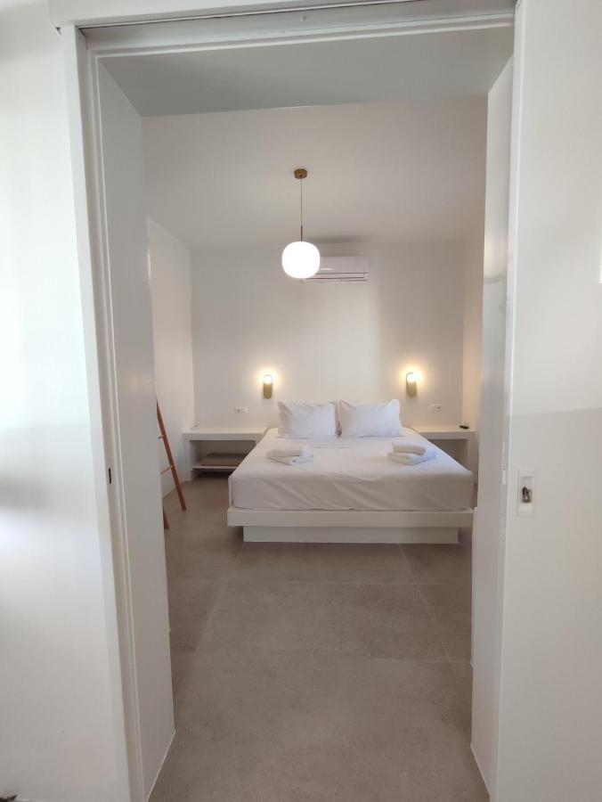 Ark Tinos Apartment *