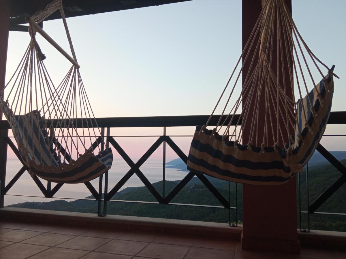 Sklithro In The Heart Of The Forest With Magnificent View Of The Sea Just 10 Minutes From It Villa