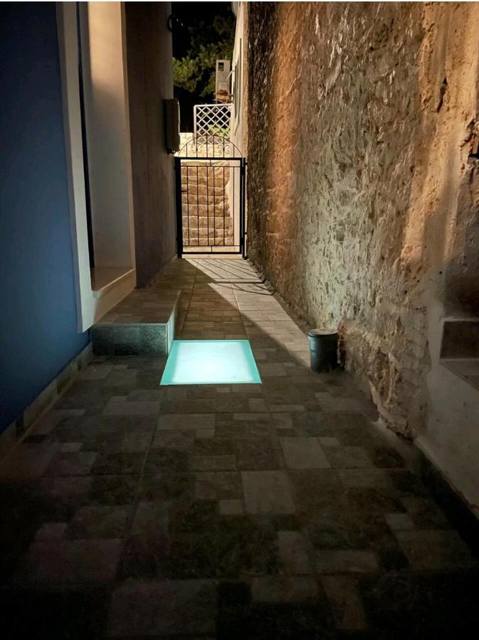 Casa Porphyra Holiday home Chalki Town