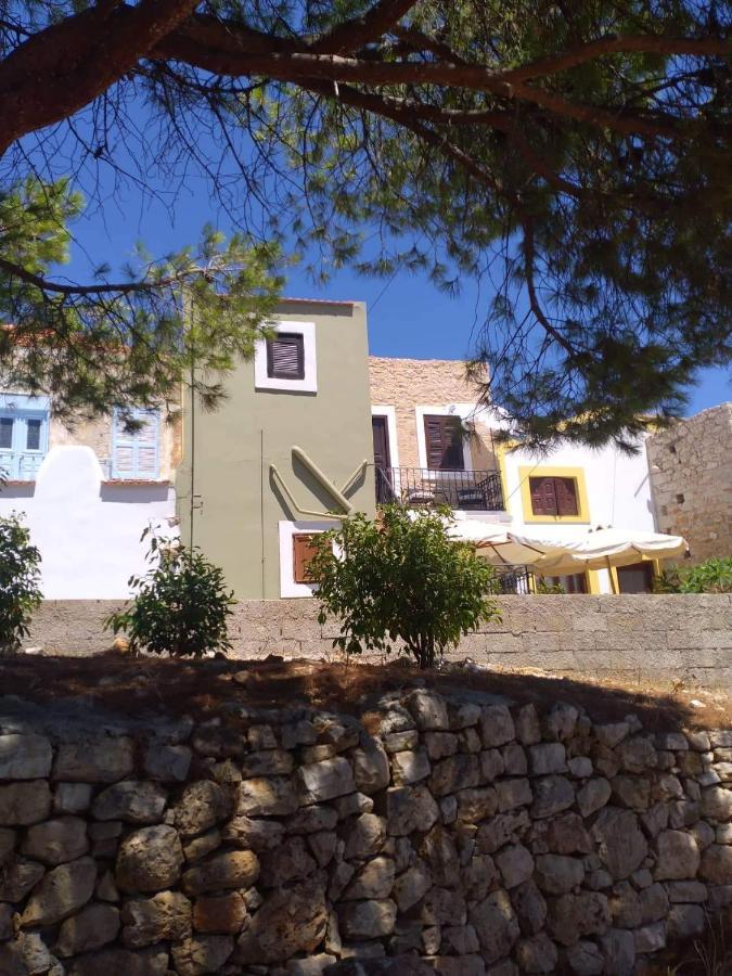 Apartment Casa Con Vista Chalki Town