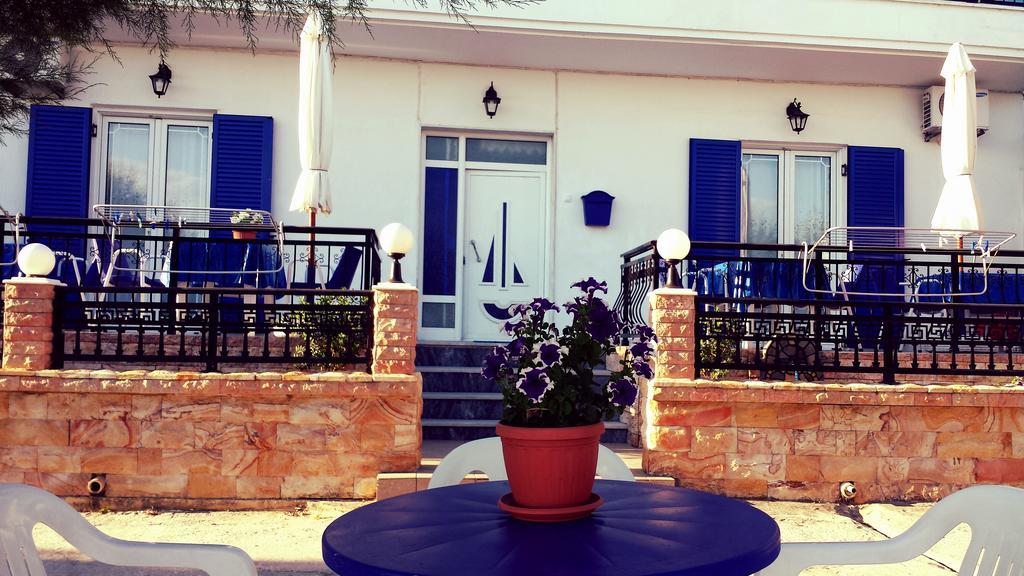 Ntontas Guest house *