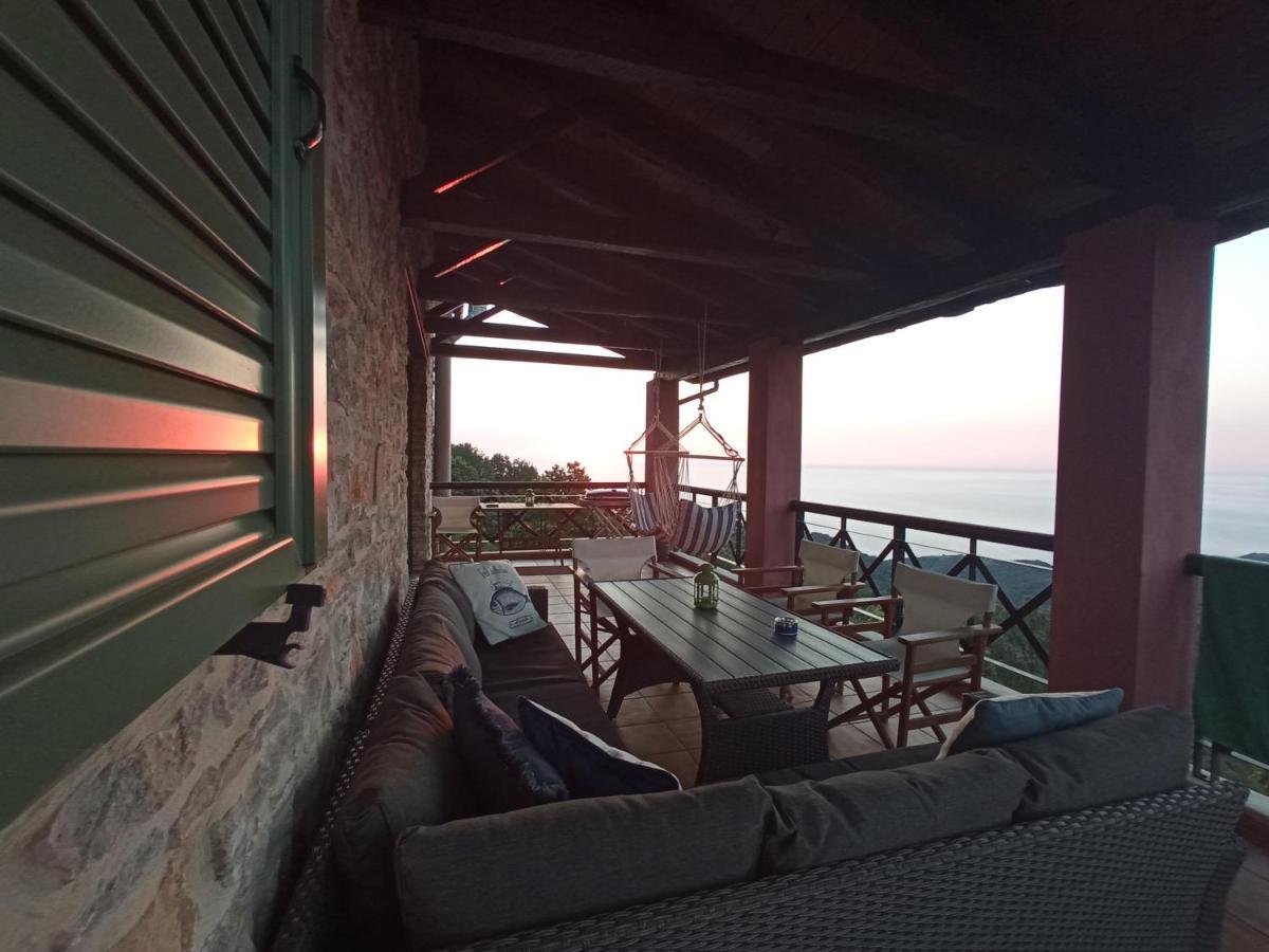 Sklithro In The Heart Of The Forest With Magnificent View Of The Sea Just 10 Minutes From It * Agiakampos (Volos)