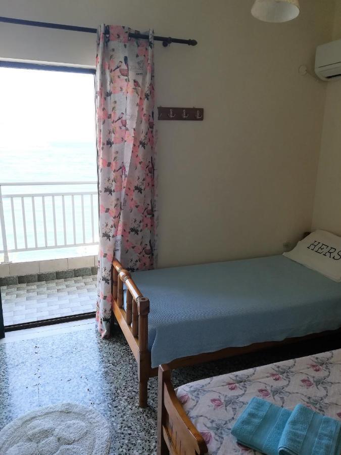 Holiday home Stamatia's House Haraki