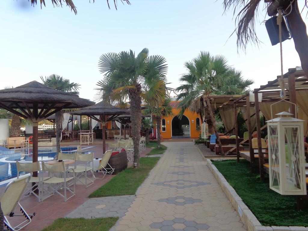 Hotel Angela 2*