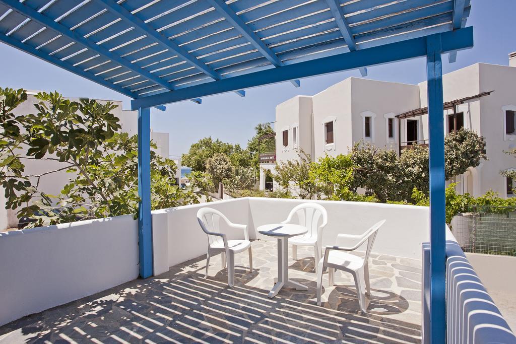 Naxos Colosseo *