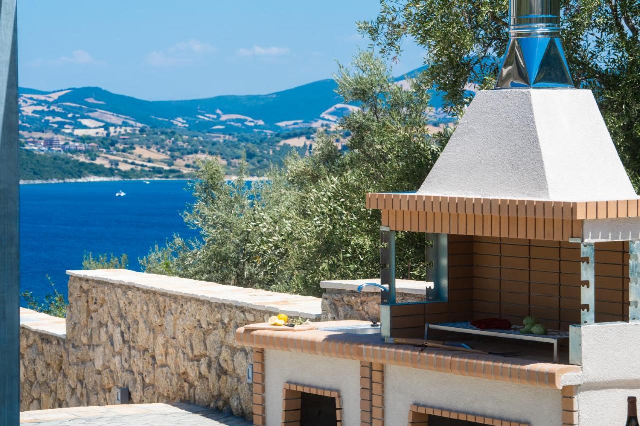 Villa Aspasia's Mansion *
