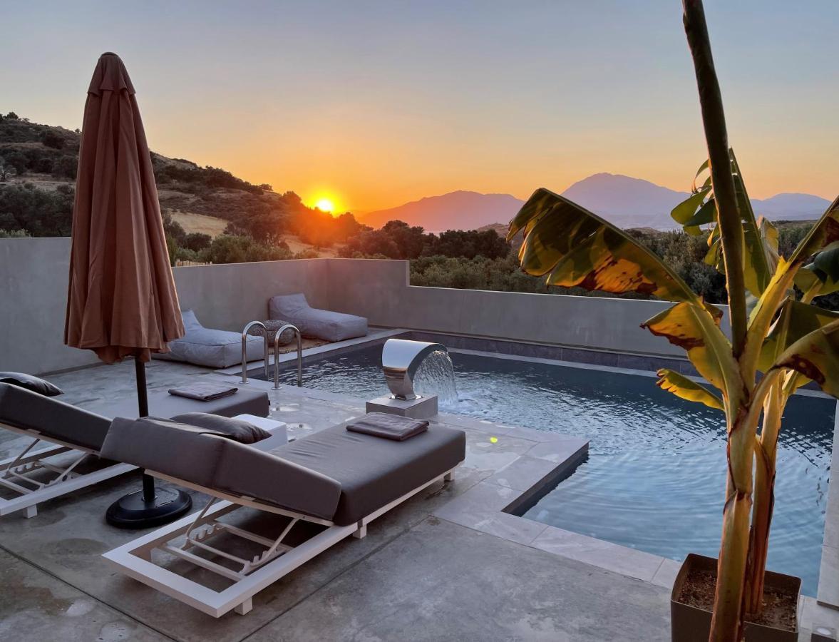 Marnos Luxury * Kamilari