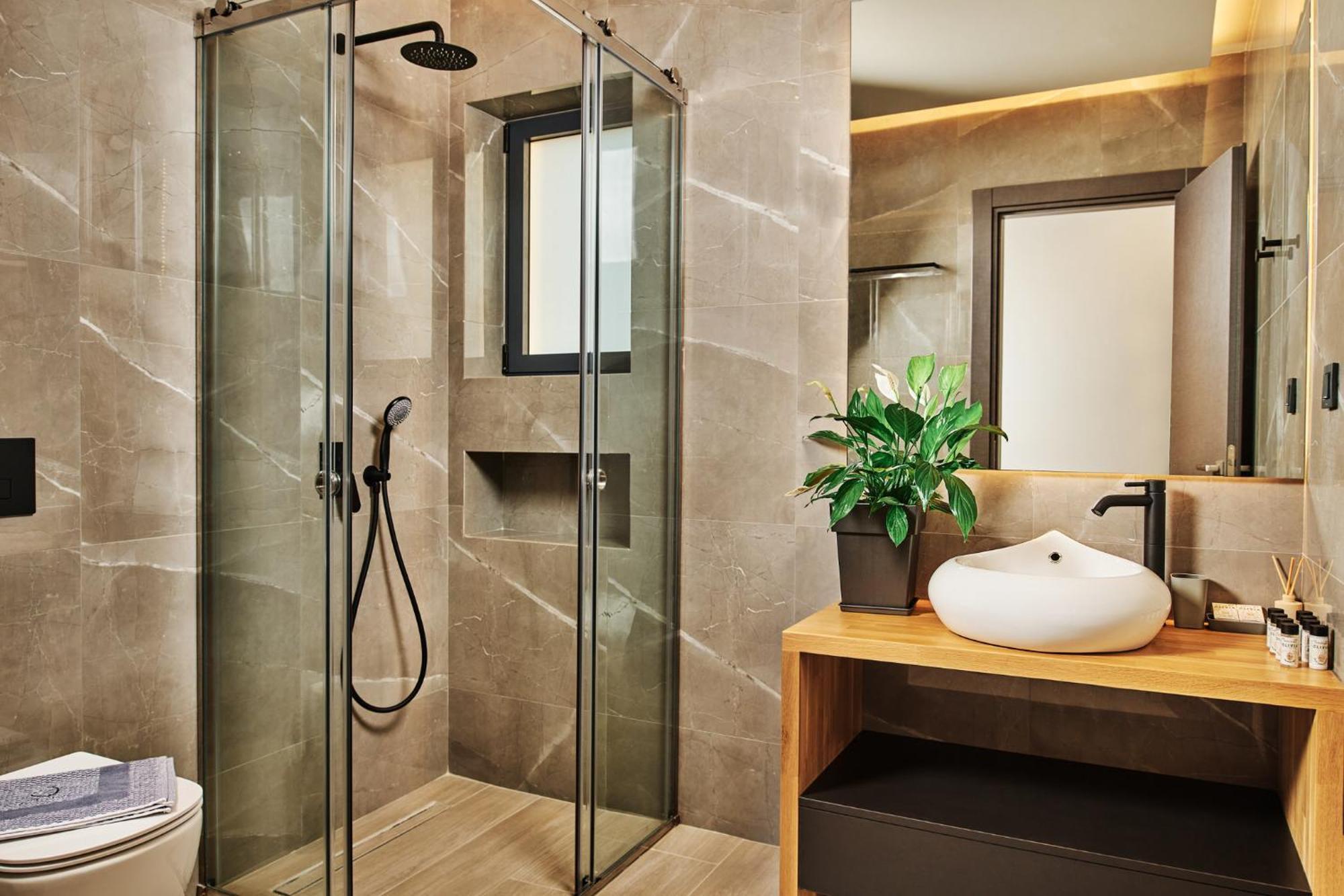 Villa Althea Lavish Estate - & *