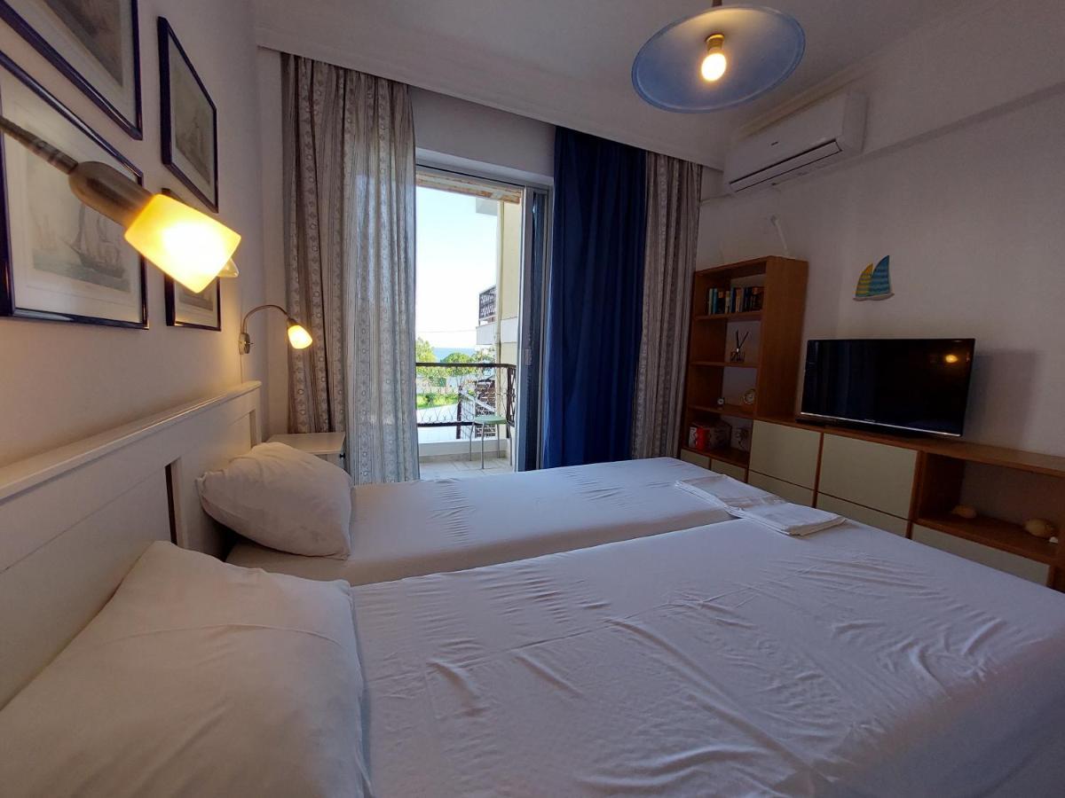 Kariani Beach Apartment *