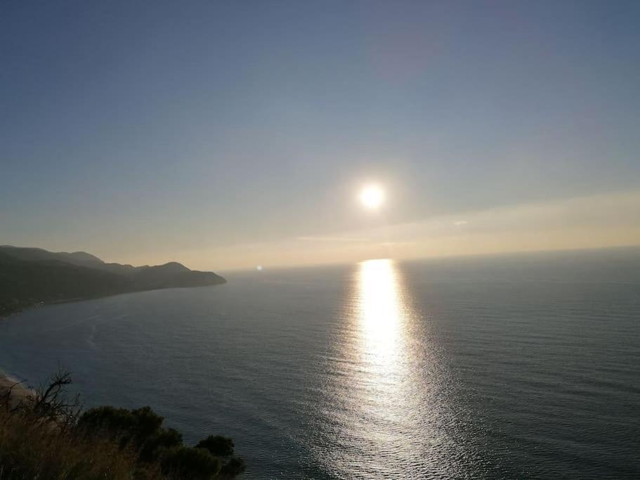 Ioli At The Sea Breathtaking View & Sunset Villa Agios Nikitas