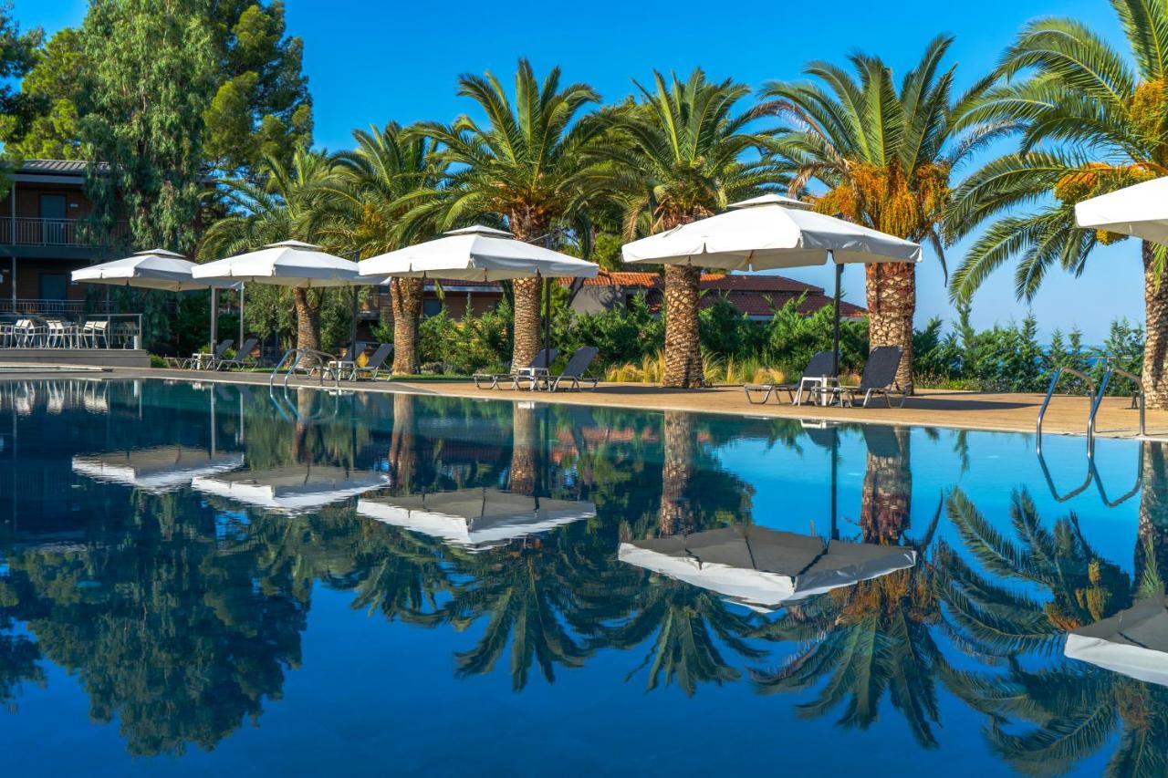 Resort Blue Dolphin 4*