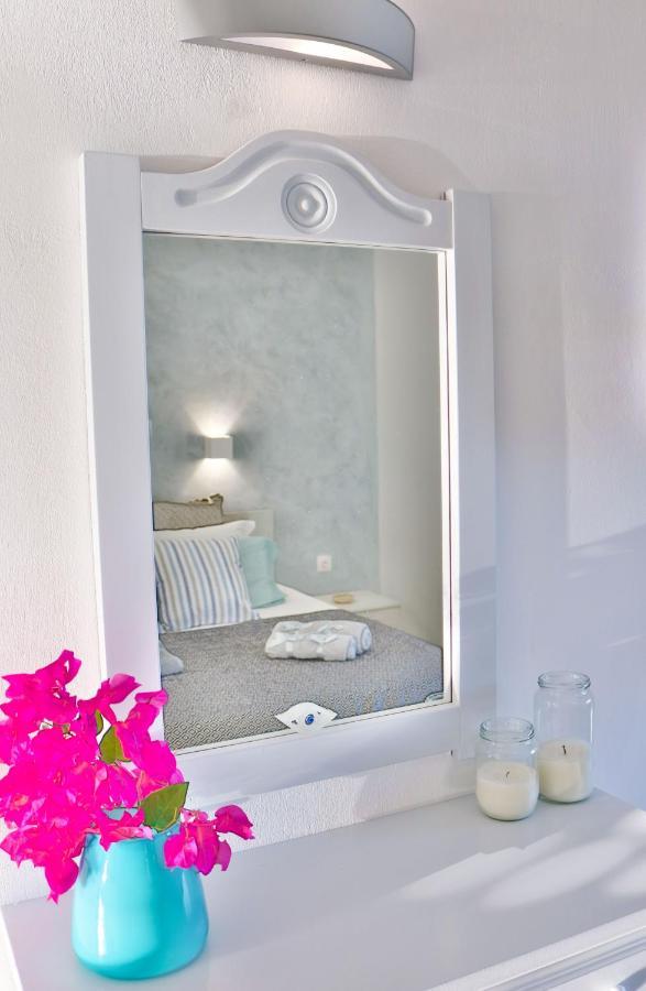 Zeta Chrisi Akti (Paros)