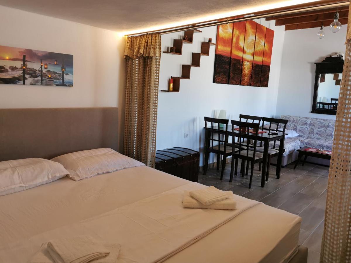 Holiday home Moscha's View House *