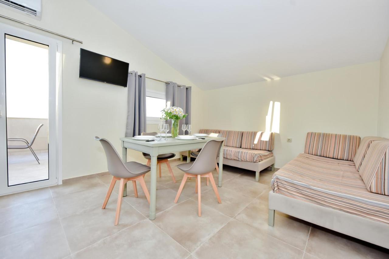 Golden Dream Aparthotel