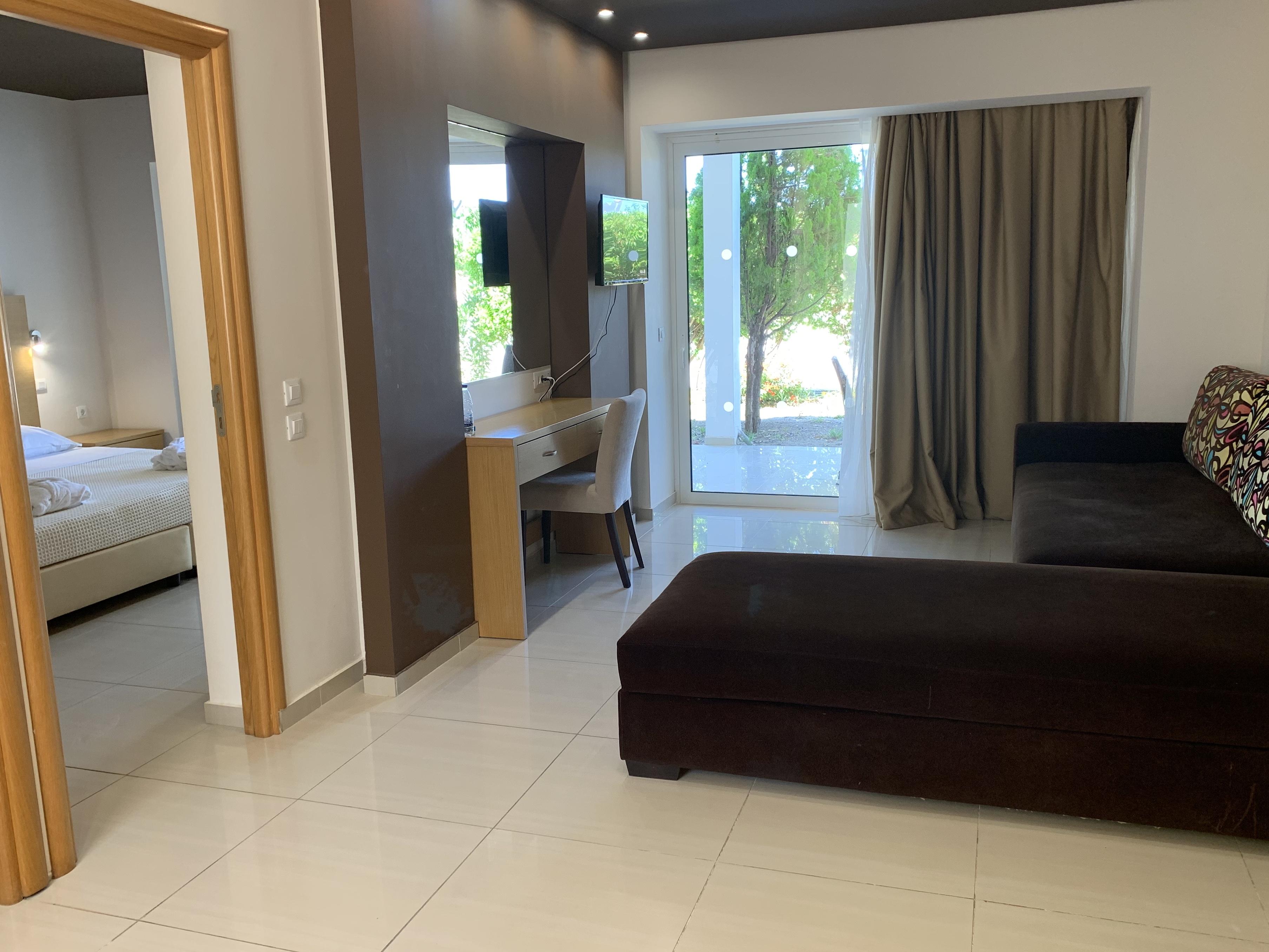 Anavadia 4*