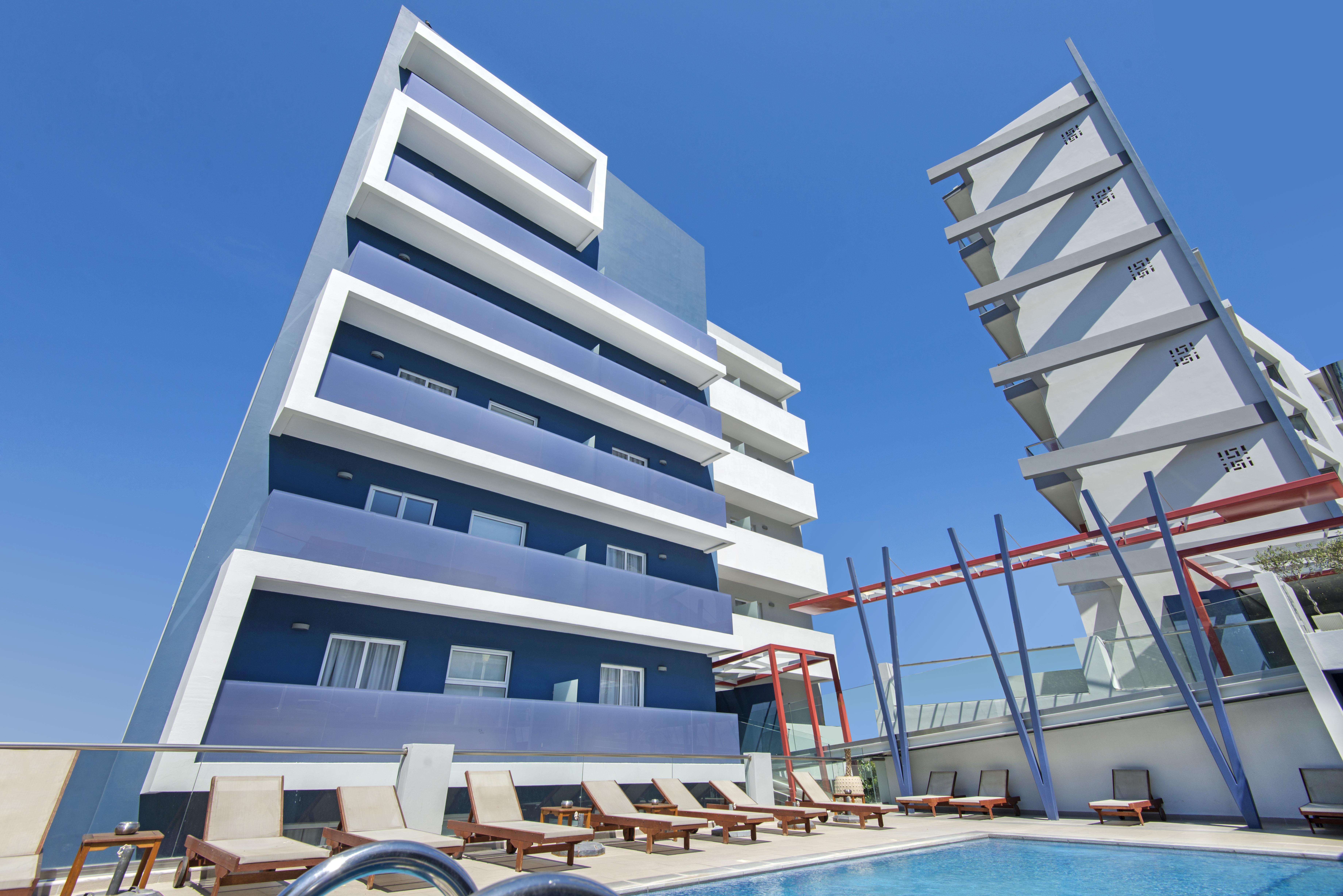 Hotel Semiramis 4*