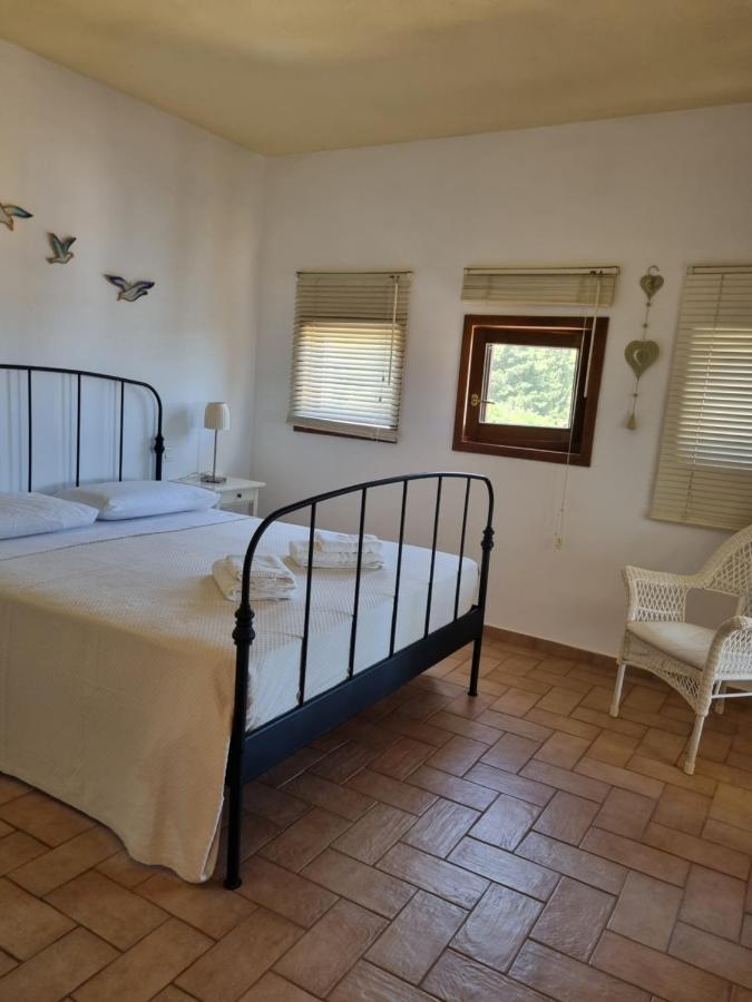 Villa Paxos