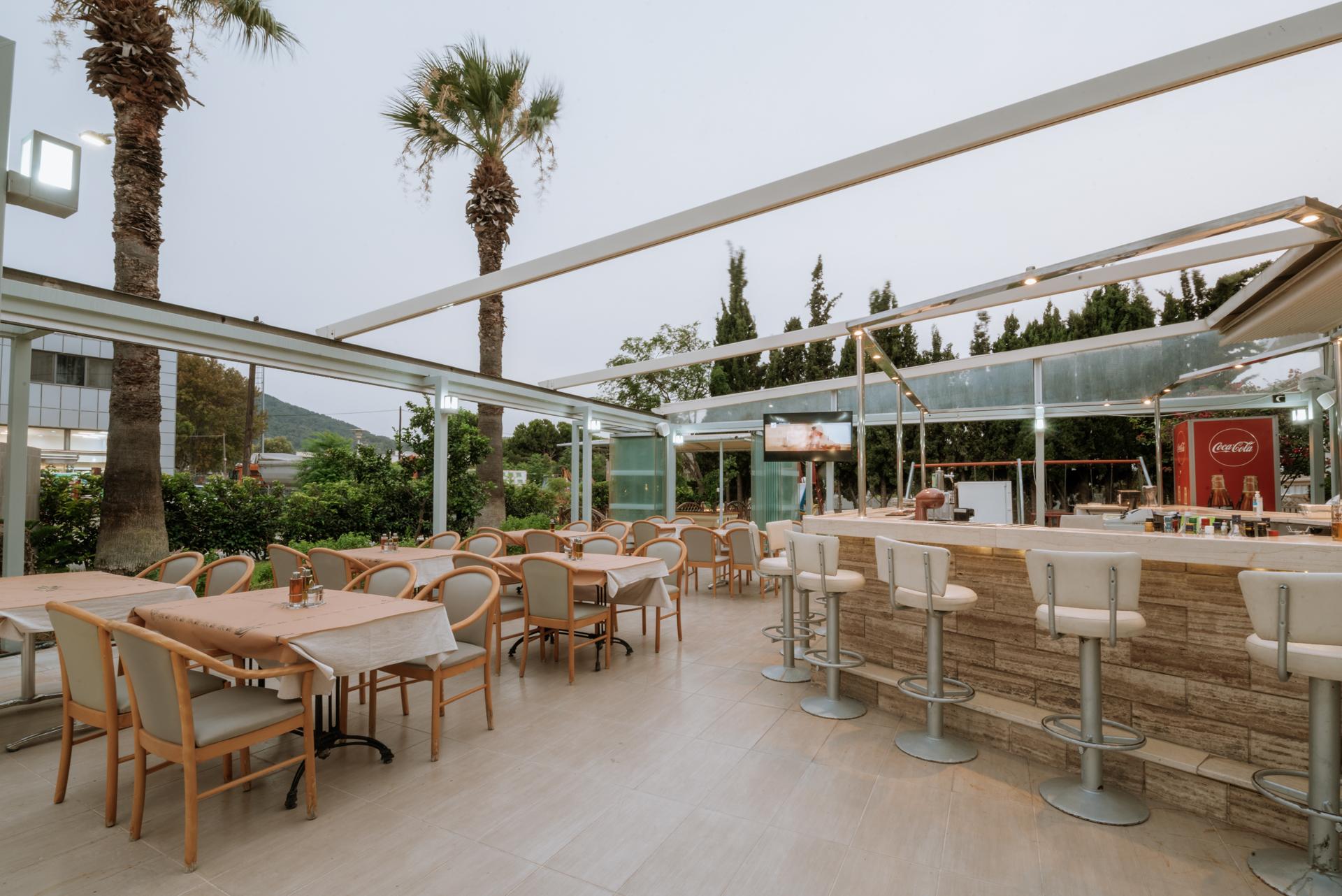 Paleos Aparthotel Ialysos (Rhodes)