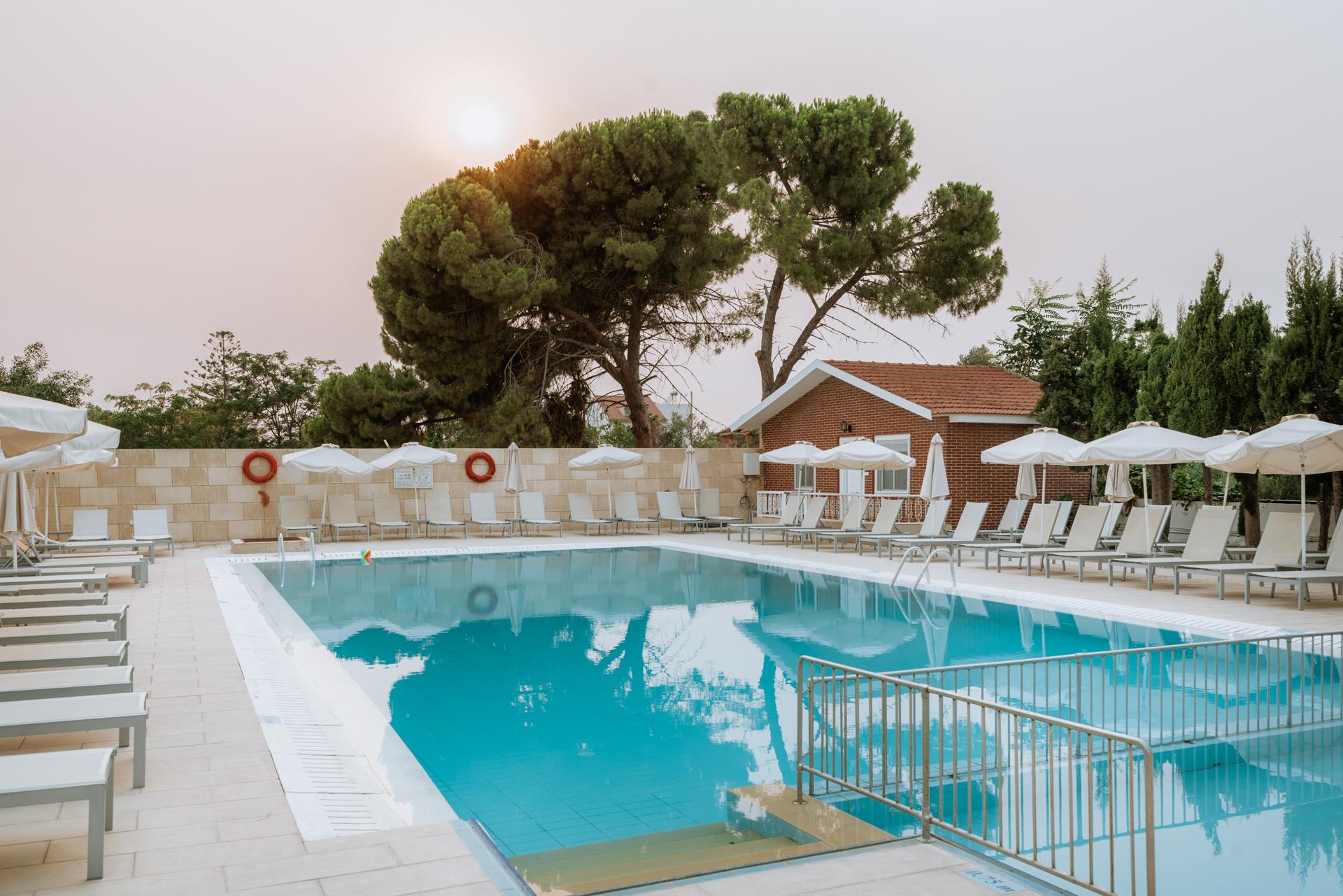 Aparthotel Paleos 3*