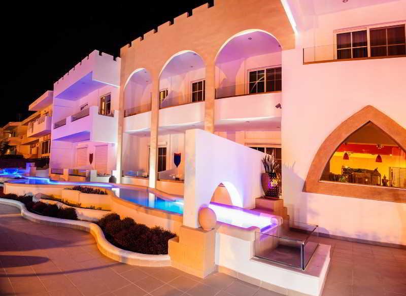 Castello Di Cavalieri Hotel 3*