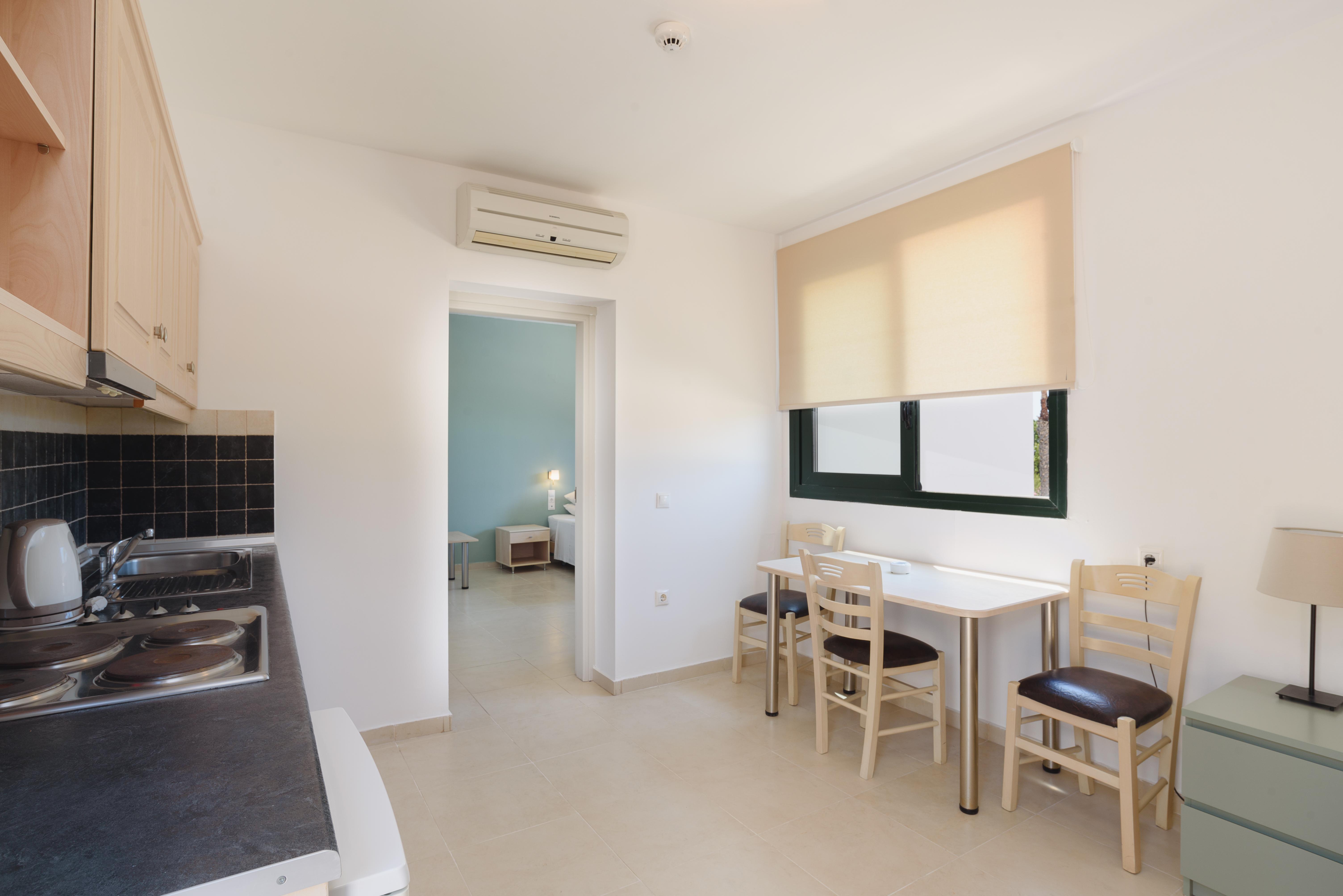 Pefkos Village 3*