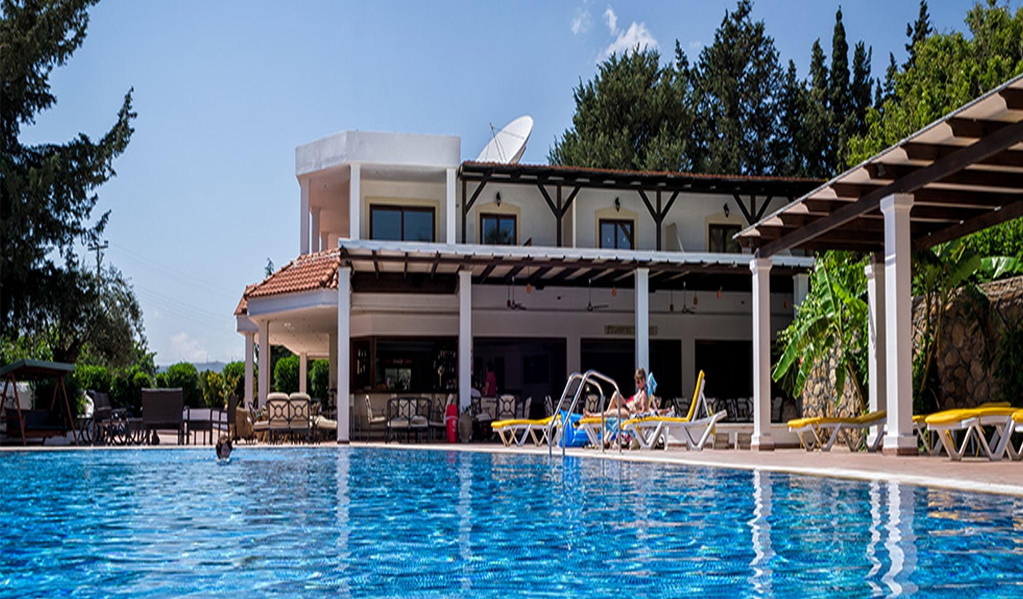 Aparthotel Pefkos Village