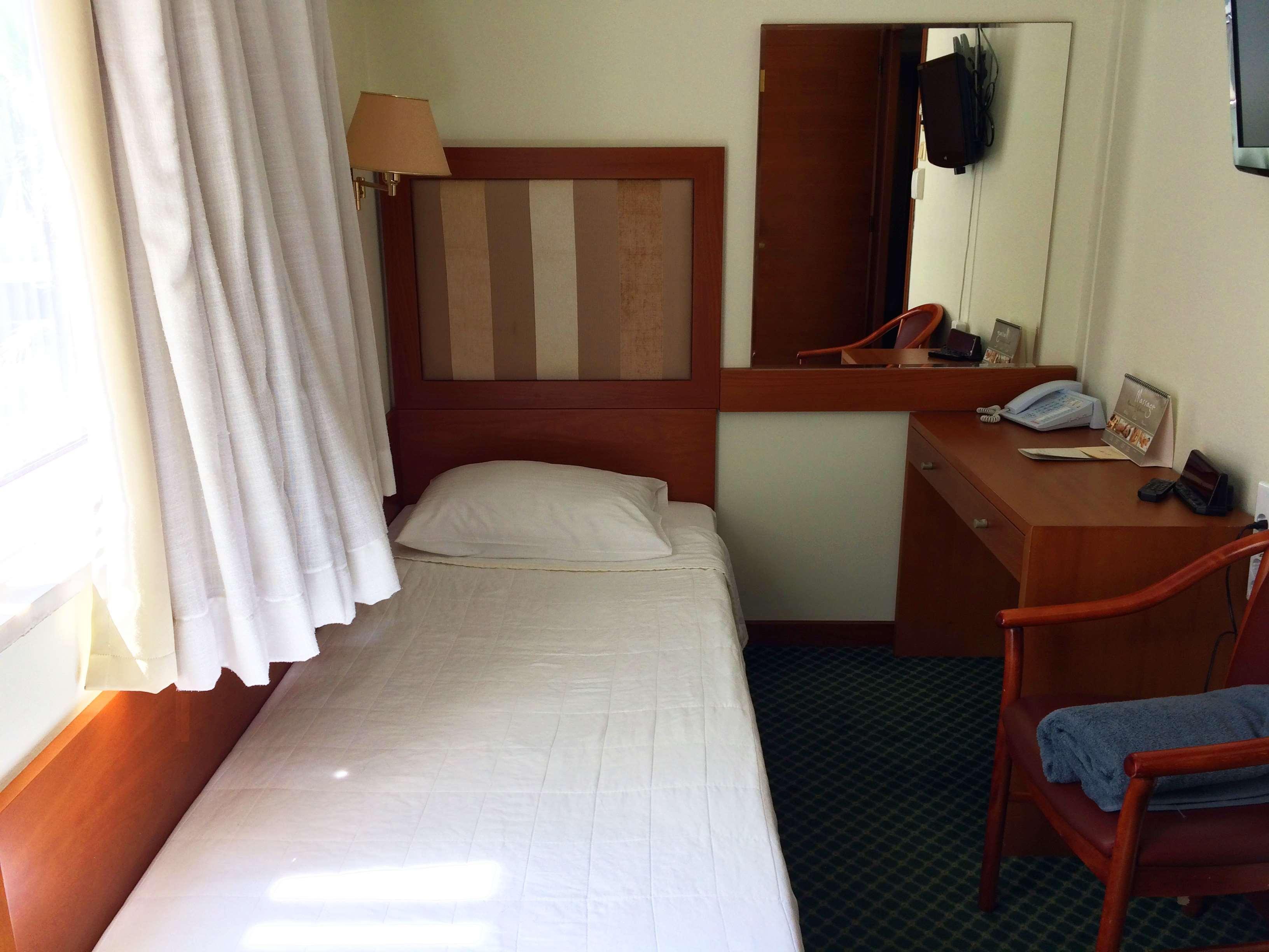 Western Plaza Hotel