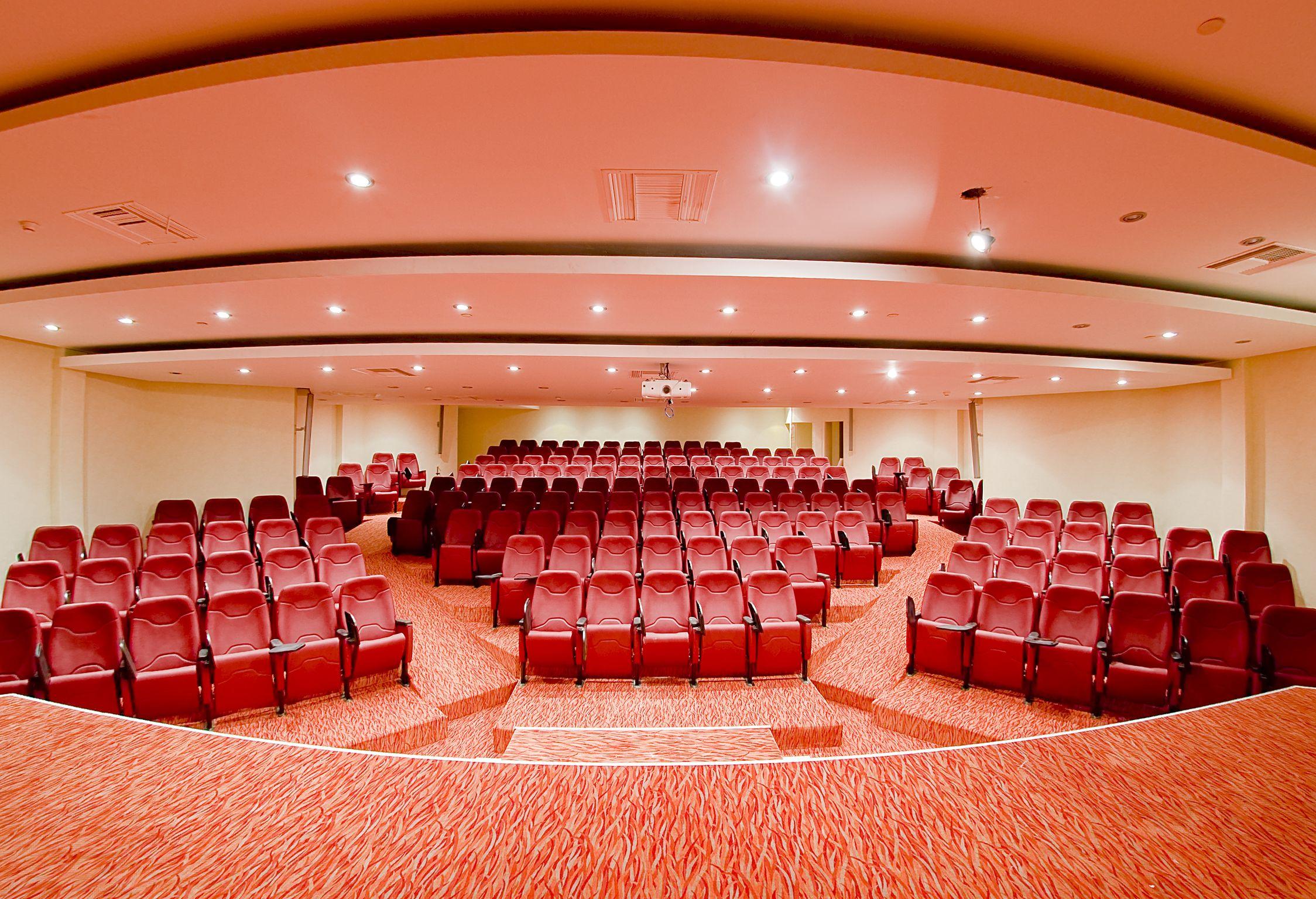 Konstantinos Palace Hotel 5*