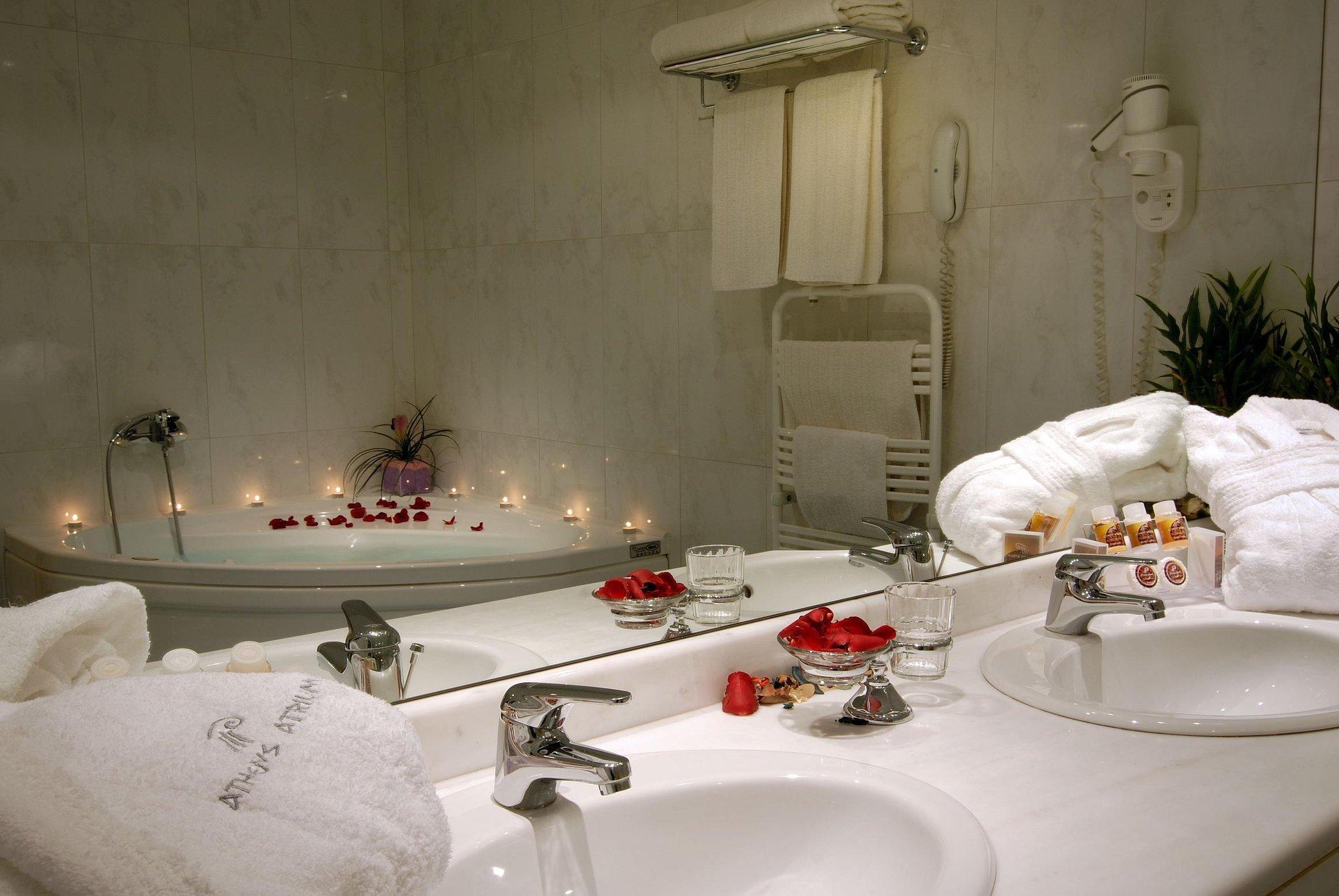 Hotel Atrium & Jacuzzi 4*