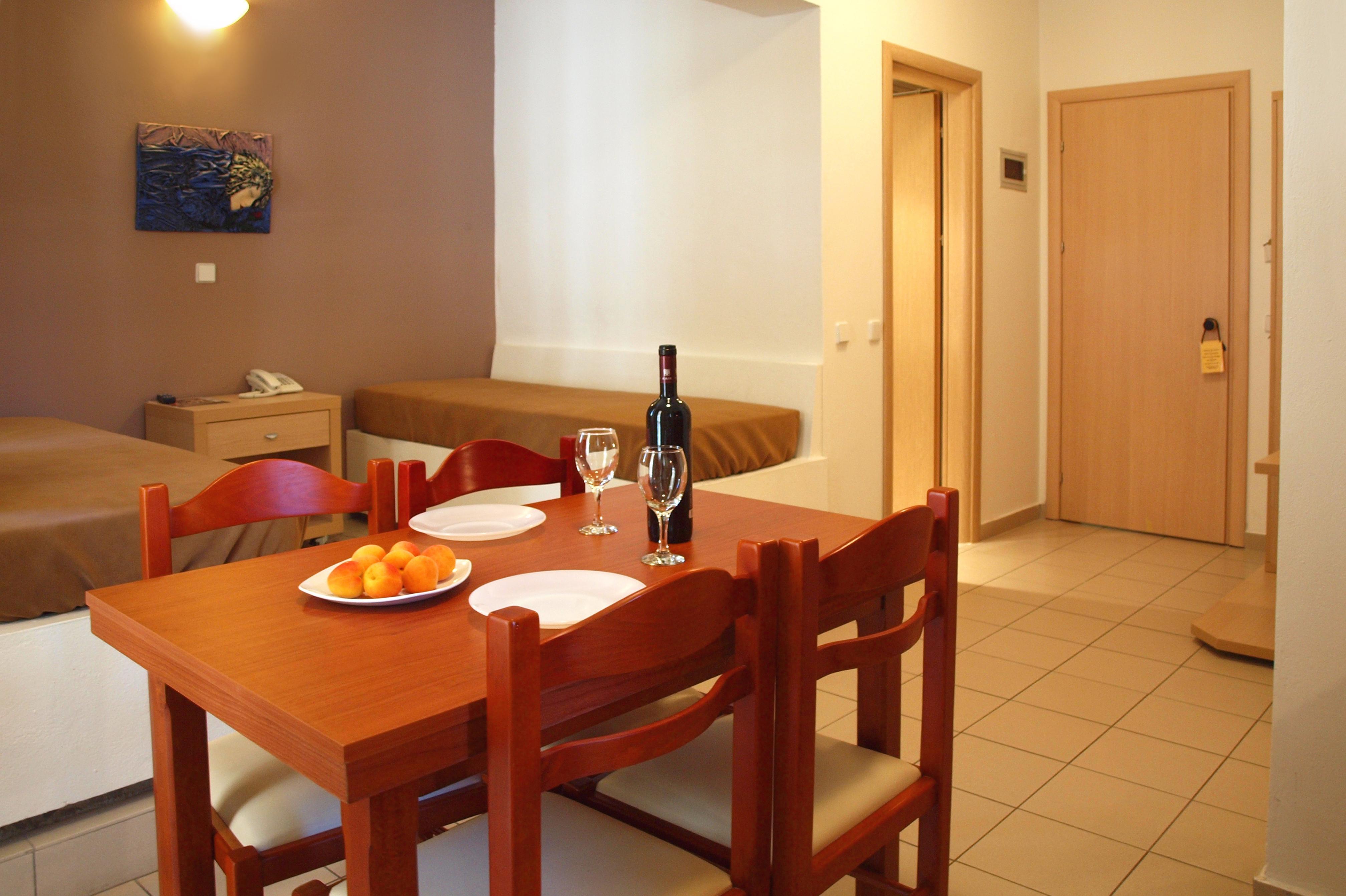 Caravel Aparthotel Ixia (Rhodes)