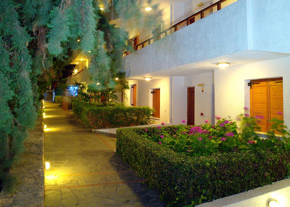 Cooee Kyknos Beach Hotel & Bungalows Hotel 4*