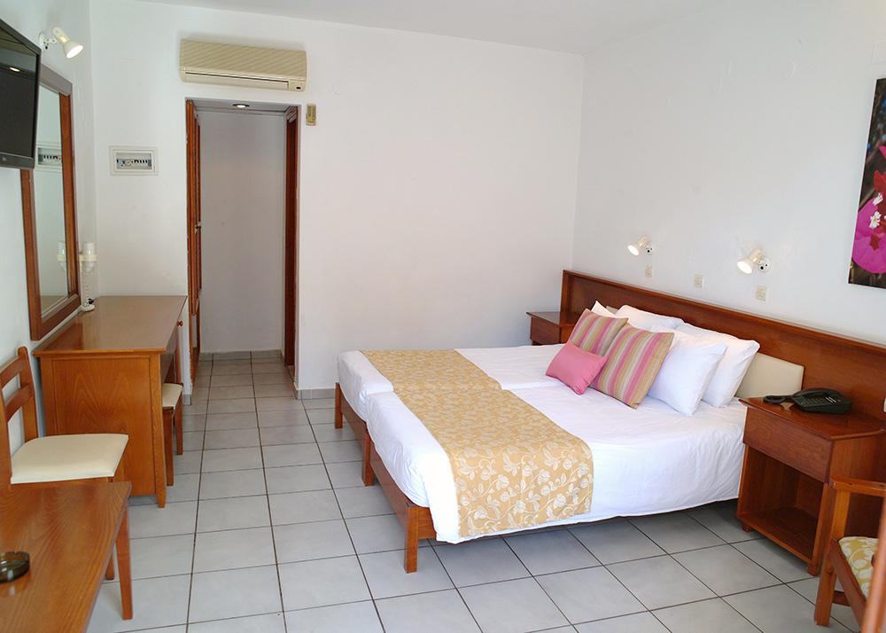 Cooee Kyknos Beach Hotel & Bungalows Hotel 4*
