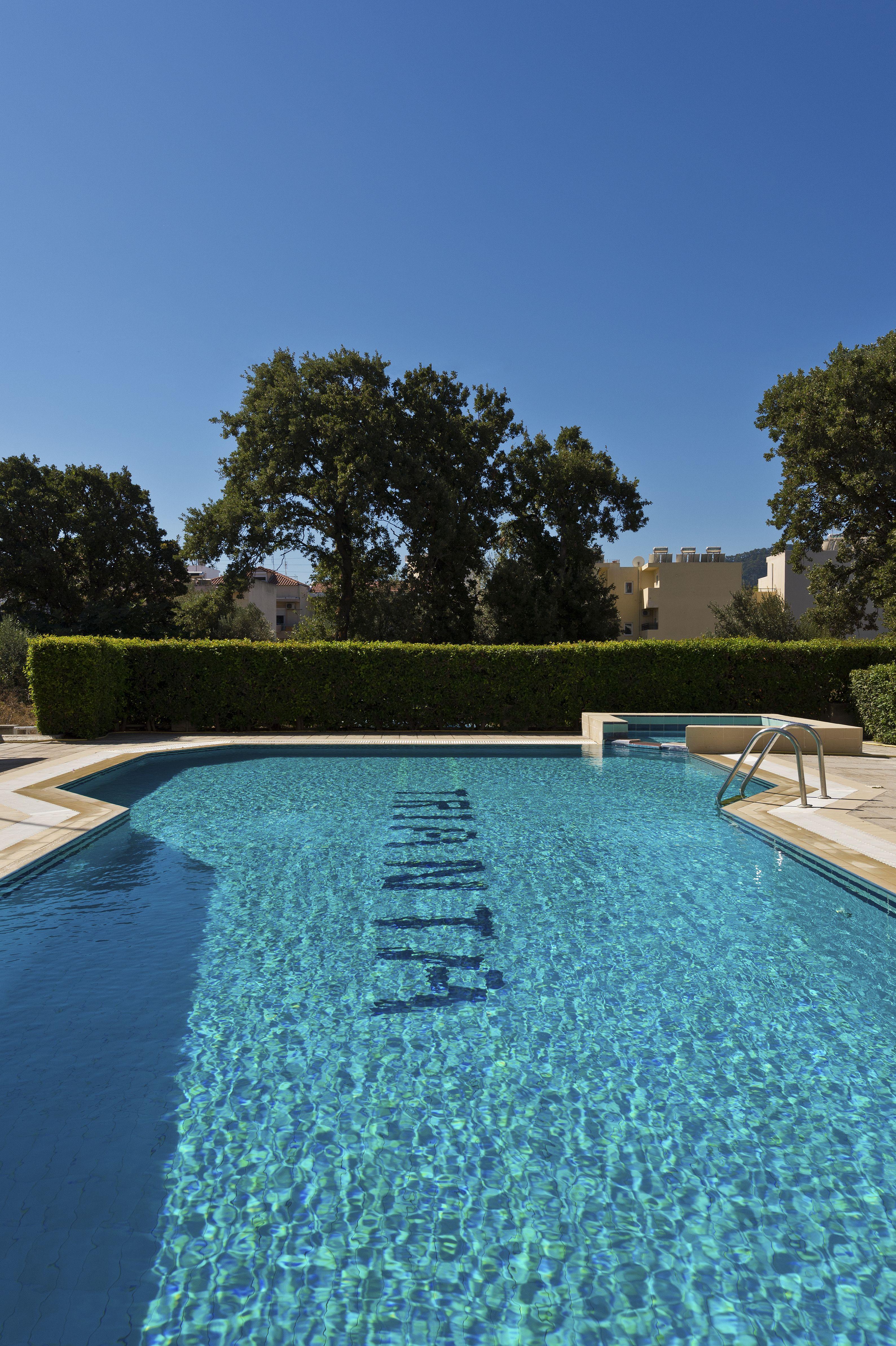 Trianta Hotel Apartments Aparthotel
