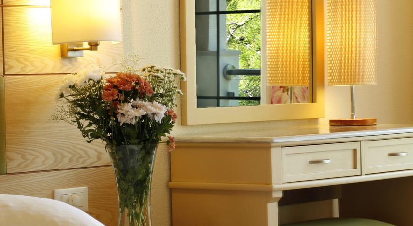 Hotel Akrotiri - Adult Friendly 5*