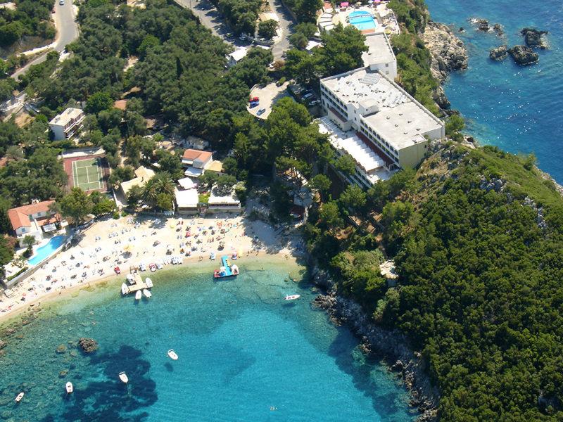 Akrotiri - Adult Friendly Paleokastritsa